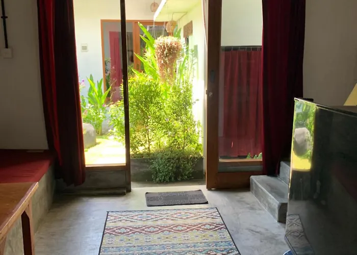 Jatayu Apartements *